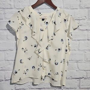 Universal Thread Cream Floral Ruffle Blouse